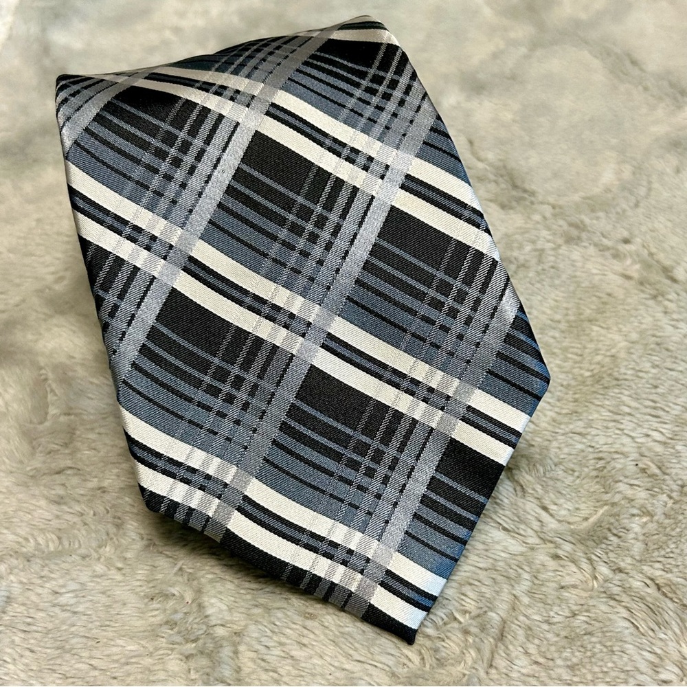 Sean John Black & Gray Plaid Silk Tie NWOT 3.75” Wide 59” Long